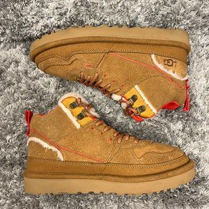 Ugg Highland Hi Heritage Sneakers Woman 9 Brown Lace Up Sherpa Line Cozy Shoes
